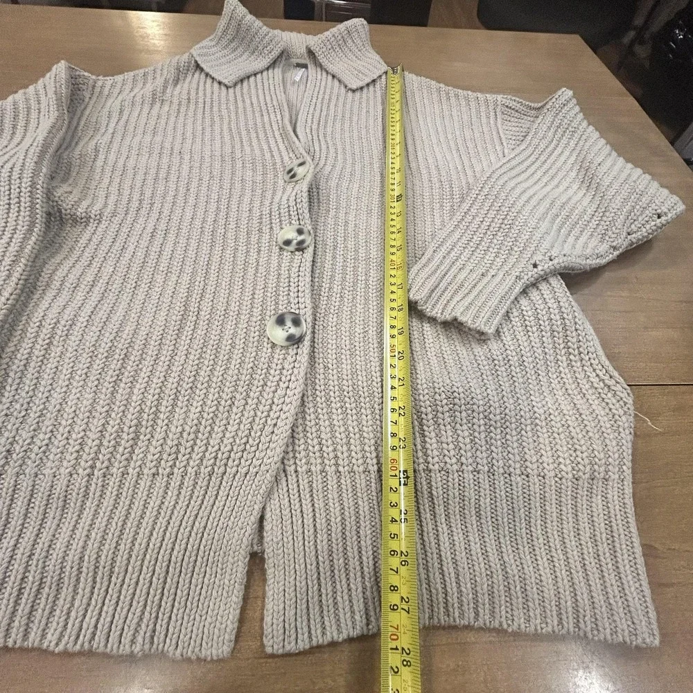 Free People Cardigan Sweater Womens XS Petite Beige Collared Chunky Knit Button